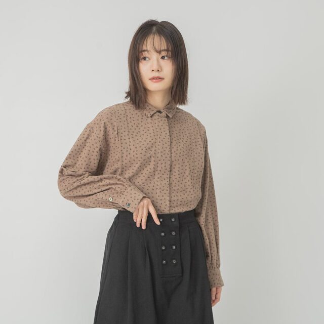 0624WT91010コットン起毛プリントブラウス