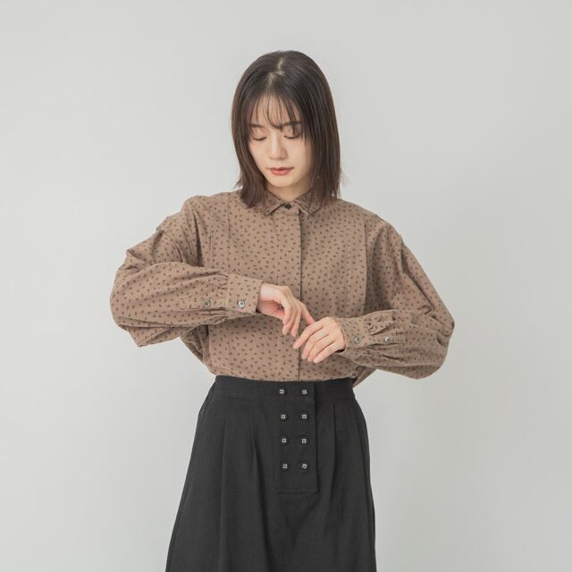 0624WT91010コットン起毛プリントブラウス