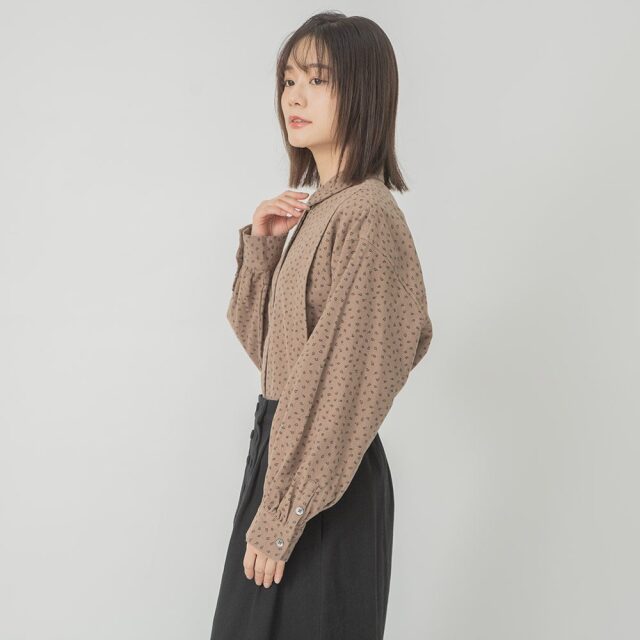 0624WT91010コットン起毛プリントブラウス