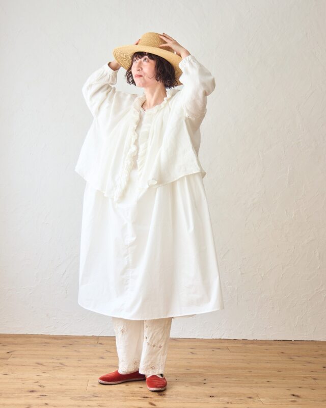 eriutsugi フリルシャツ　新品・未使用品 DearMyLoveRose ブラウス シャツ ビッグセーラーフリル襟