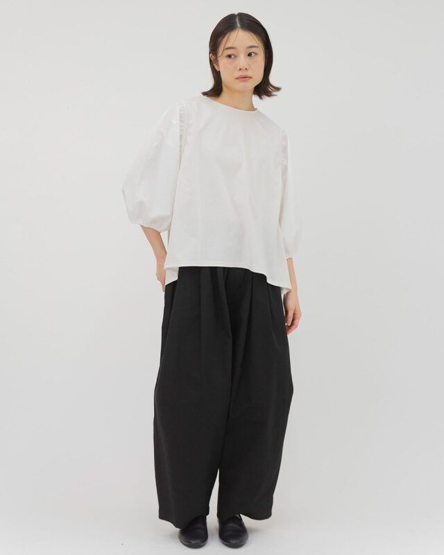 モデル身長：164ｃｍ　着用カラー：アイボリー