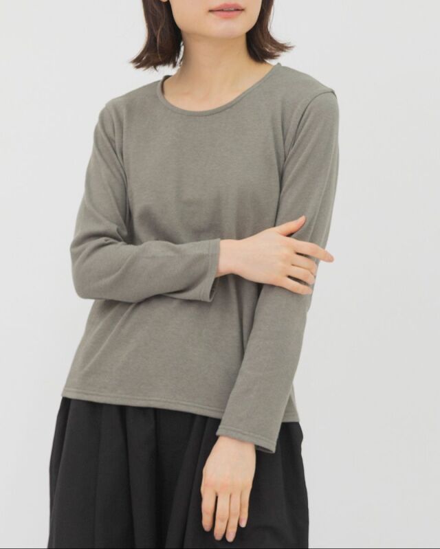 モデル身長：164ｃｍ　着用カラー：モスグリーン