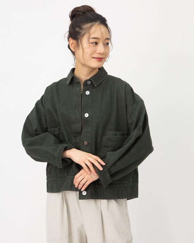 モデル身長：164ｃｍ　着用カラー：モスグリーン