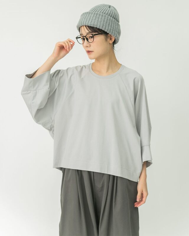 モデル身長：164ｃｍ　着用カラー：ライトグレー