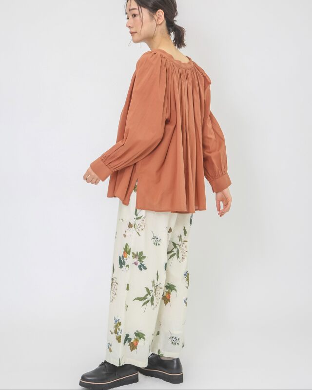 コットンリネンボタニカルプリントパンツ