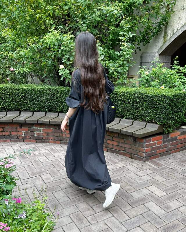 スタッフ身長：159cm　着用スタッフ身長：159cm　カラー：ブラック　着用サイズ：ロング：ロング