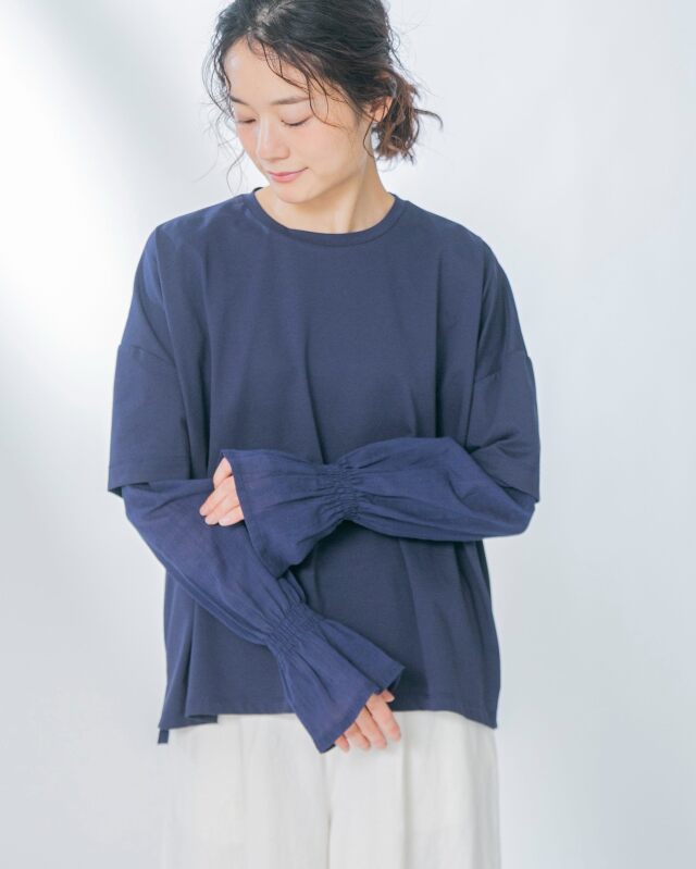 着用カラー：ネイビー