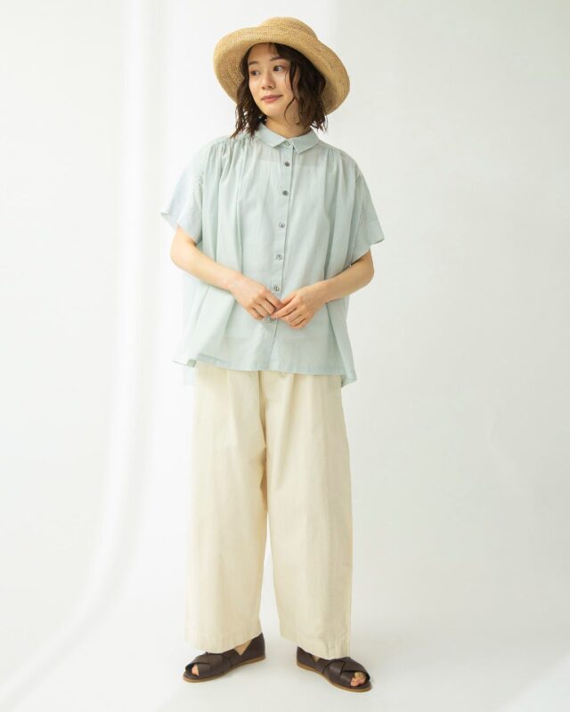 極美品❣️ ヌキテパ コットンボイルストライプギャザーブラウス グリーン 23SS 極美品❣️ ヌキテパ コットンボイルストライプギャザーブラウス