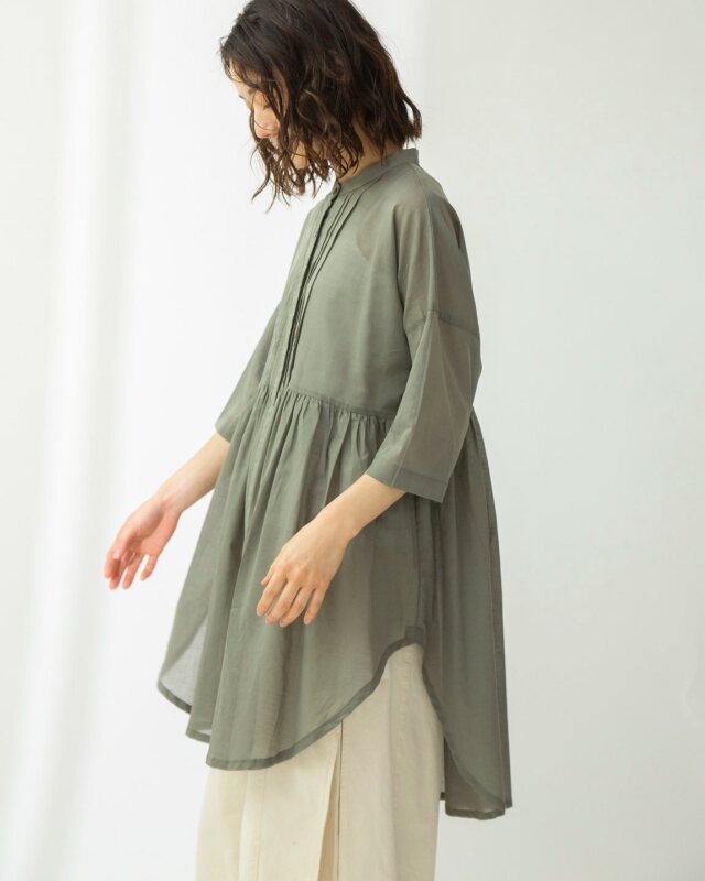 0625UT61624 コットンリネンローンタックロングブラウス