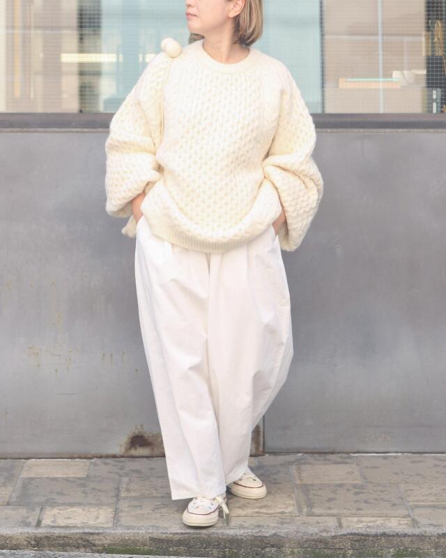 ricoさん身長：151cm　カラー：ホワイト　サイズ：S-M