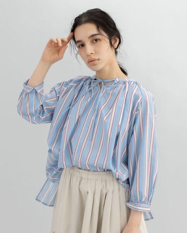 モデル身長：164ｃｍ　着用カラー：ブルー