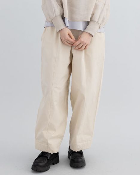 モデル身長：164ｃｍ　着用カラー：ナチュラル