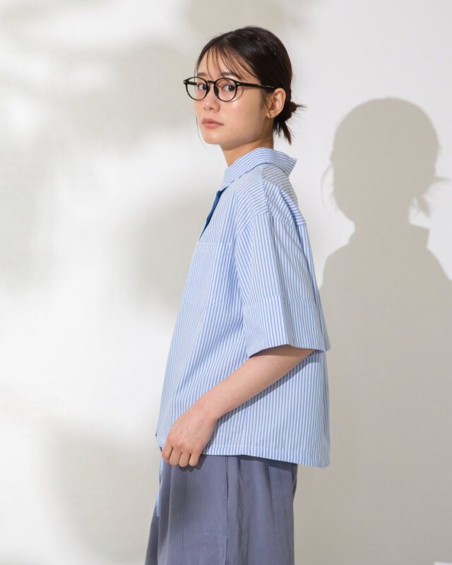 TUTIE. (ツチエ) | コットンブルーストライプシャツブラウス (blue) | トップス シャツブラウス お洒落 T.Tutie.｜コットンブルーストライプシャツブラウス - TUTIE