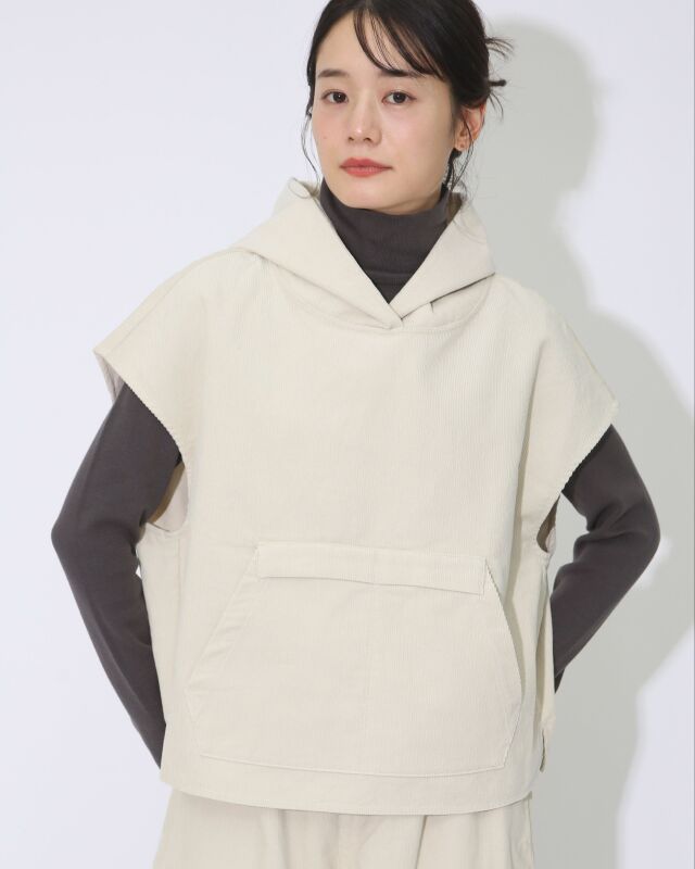 モデル身長：164ｃｍ　着用カラー：アイボリー