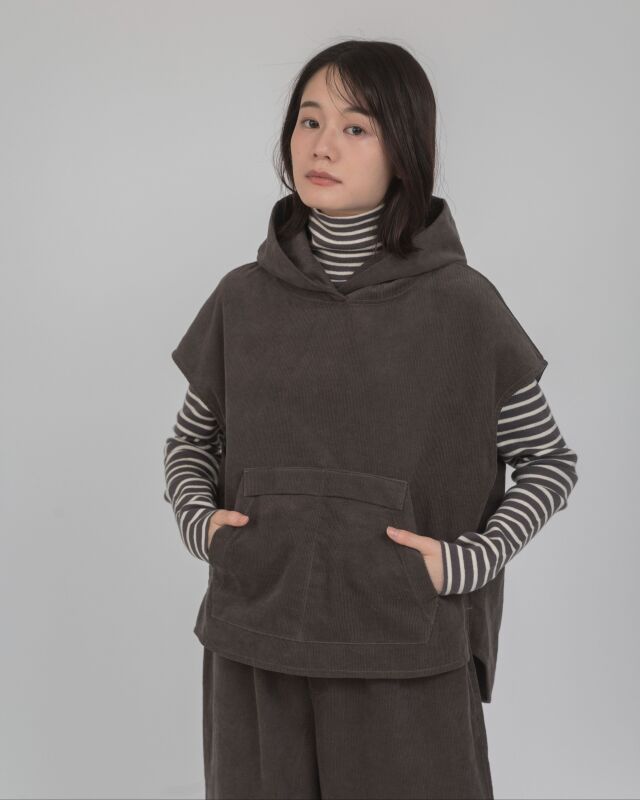 モデル身長：164ｃｍ　着用カラー：グレー