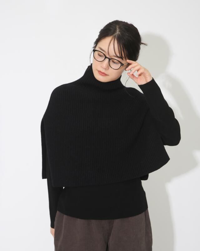 モデル身長：163cm　着用カラー：ブラック