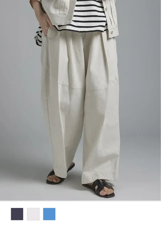 T.　コットンデニムコクーンパンツ