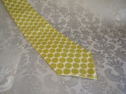 グリーンドット　メンズタイ／トレンディ・タイズ