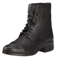 Ariat スカットレースパドック