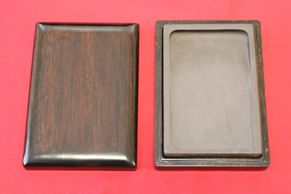 新端渓　麻子坑長方硯　６吋