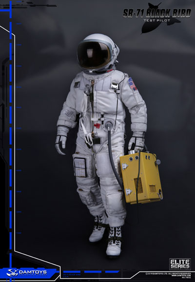 DAM】No.78032 ELITE SERIES SR-71 ”BLACK BIRD” TEST PILOT