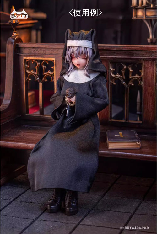 【即購入OK】ミニチュアドール服　黒Tありつなぎ服９着 即購入OK】ミニチュアドール服黒Tありつなぎ服9着