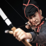【COO】SE122 1/6 SERIES OF EMPIRES ODA NOBUNAGA (HUNTING VERSION) 織田信長 狩猟版 1/6スケールフィギュア