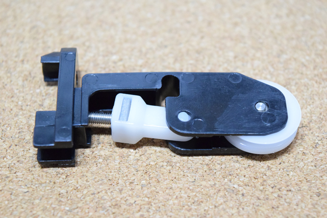 　ビニフレーム網戸戸車A418  【ネコポス可】