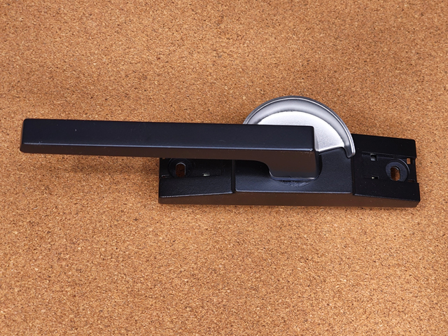 新日軽ビル用サッシクレセント錠ATL-386（SVKT143S01）