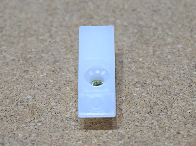 新日軽ビル用網戸外れ止め GP112 (SVT850S01)