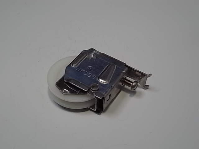 トステムサッシ戸車FNMB145