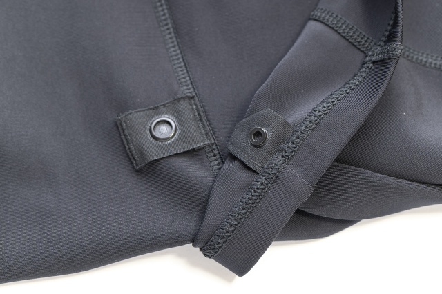 NIKE SWIM公式】ナイキ SP25 ジップ付き半袖 2in1 スカートショーツ