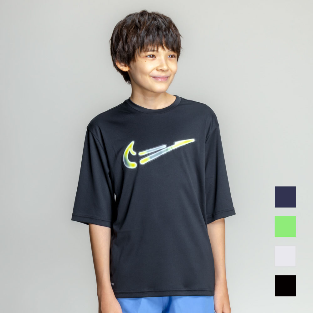 【NIKE SWIM公式】26SS ナイキ ボーイズスプレースウッシュ半袖ハイドロガード nessg828