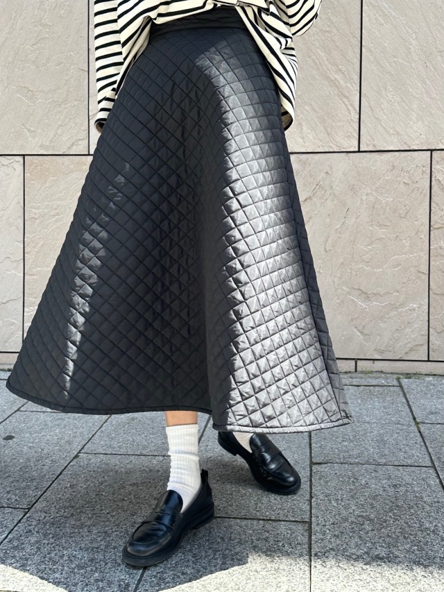 LCDC ♥ FLARE LAYERED SKIRT /追跡付 A line quilting flare skirt