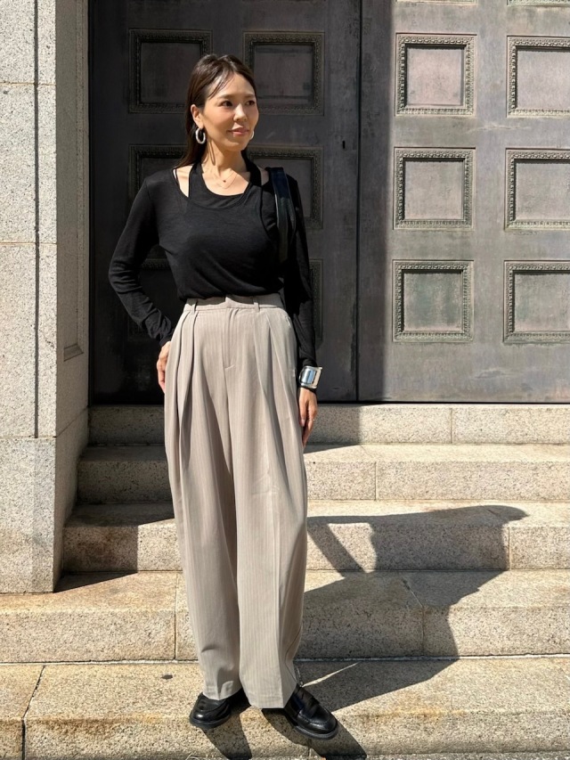 パンツ・ボトムスその他 IONSEOUL Striped two-tuck slacks Stripe tuck slacks pants (2color)