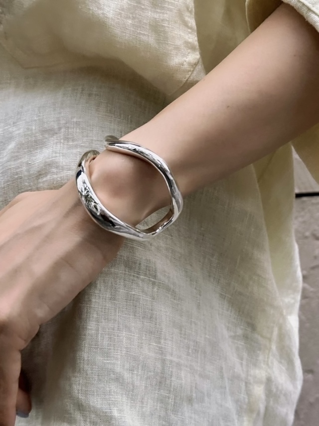 Big wave bangle【Nothing And Others】