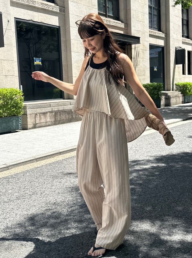Stripe camisole × relax pants set up