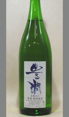 爽快感たっぷりで喉ごしもよく料理を引き立てます　大分　小松酒造　豊潤　特別純米　芳醇辛口1800ml