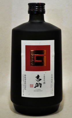 ブランドに惑わされず舌で感じてみてください。　赤霧島ワンランク上の上質感を味わってください。吉助　赤　25度720ml