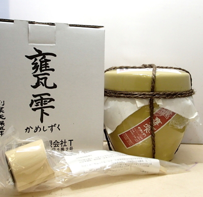 【会員様送料500円引】喉越しの良さとでしゃばらない旨み　京屋　甕雫かめしずく20度1800ml