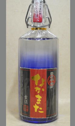 芳醇な甘味と口当たりの優しさと酔い心地の良さ　鹿児島　中俣合名　甕仕込み甕貯蔵古酒25度　なかまた720ml　ギフト箱なし