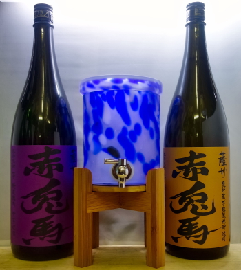 【数量限定】限定焼酎と焼酎サーバーがついてます。紫の赤兎馬25度1800ml＋赤兎馬(せきとば) 甕貯蔵芋麹製25度1800ml＋焼酎サーバー付