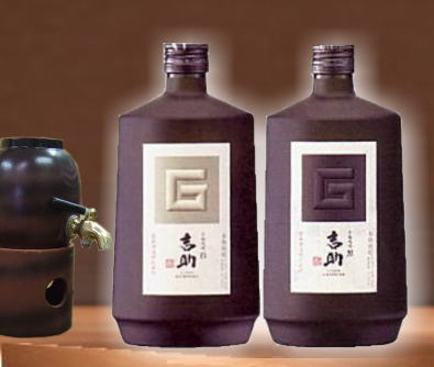 確かに違うこれまでの芋焼酎とは　一言でいうならエレガント芋焼酎　吉助25度720ml