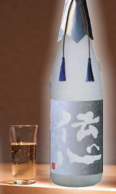 【人気急上昇 雪のようなサラリとした福井地酒】一本義 伝心 純米吟醸(雪)1800ml