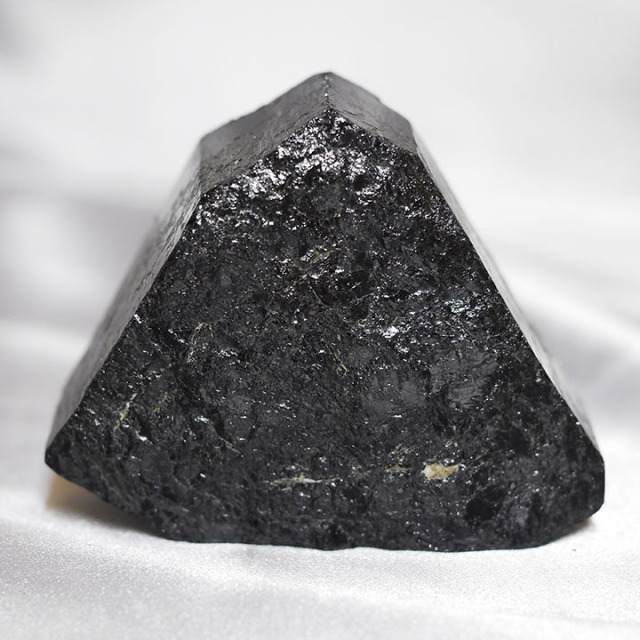 トルマリン鉱石 S-53 【鑑賞用鉱石】