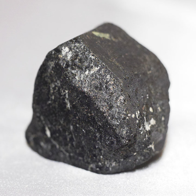 トルマリン鉱石 S-60 【鑑賞用鉱石】