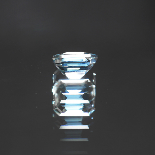 宝石 アクアマリン