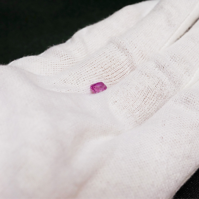 宝石 ピンクサファイア