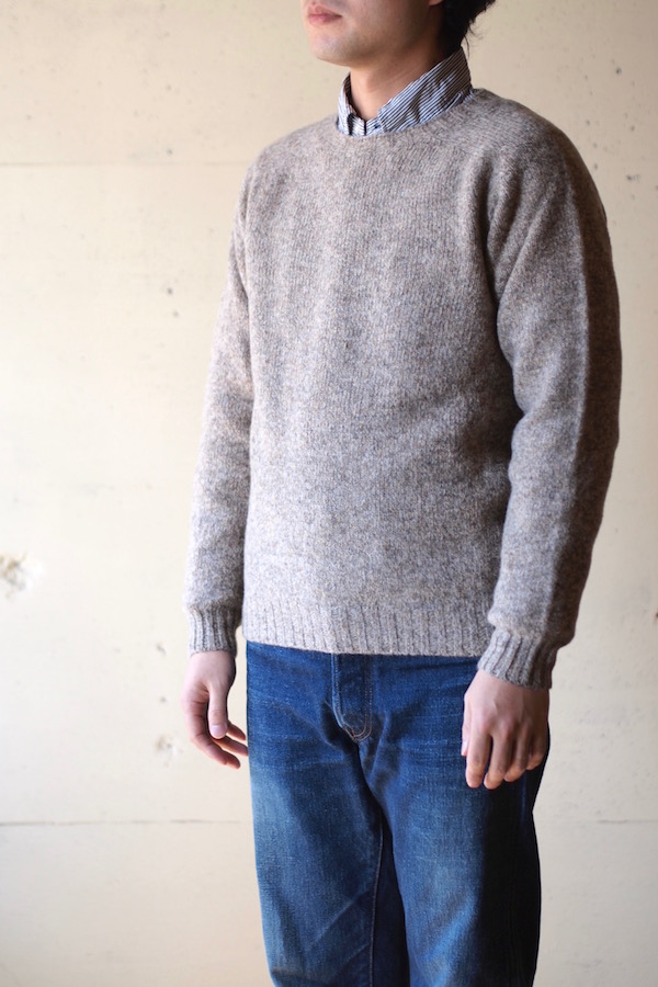 Harley of Scotland] Shetland Sweater, Crew Neck / Mushroom【UNCLE 