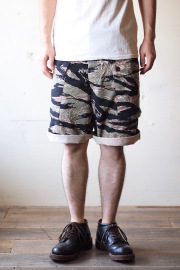 TCB jeans Crawling Shorts Tiger Camo-6
